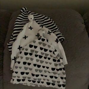 Set of 3 baby hats